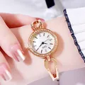 Damenarmbanduhr in Roségold mit Perlmutt-Zifferblatt und glitzernder Strass-Lünette - Goldenes Gehäuse Weißes Zifferblatt