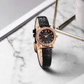 Elegante reloj para mujer en oro rosa con correa de cuero negro y bisel de diamantes - Caja de Oro Rosa Esfera Negra Correa Negra