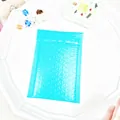 Sky blue padded bubble mailer with shockproof texture for small gift packaging - 11cm x 14cm / Blue