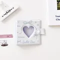 Carpeta blanca para tarjetas con recorte de corazón, lazos azules y cierre de presión - Cubierta (Sin Páginas Interiores) / Azul