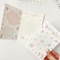 Tarjeta plegable con ilustración de perrito lindo y texto beauty sobre mesa blanca - Cachorro con Flores / 14x20cm