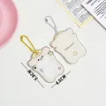 Tarjetero de acrílico oso lindo en beige con orejas rosas y cadena de metal, 5,9x4,5cm - Perro Pato / Beige