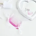 Portatarjetas de acrílico degradado rosa con lazo blanco y motivo de flor de cerezo - Rosa