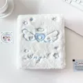 Carpeta A6 de felpa blanca con bordado de alas de ángel y diseño de corazón y estrellas - Estilo Azul