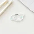 Colgante de nube de acrílico con lunares azules y estrellas con pin de metal - Blanco