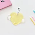 Portatarjetas de acrílico amarillo con forma de corazón, alas y cadena de bolas - Amarillo