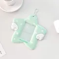Portatarjetas en forma de estrella verde claro con alas blancas y cadena de plata - Verde