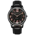 Dettaglio del quadrante nero dell'orologio al quarzo con strass e cinturino con cuciture - Oro Rosa Nero Cucitura Bianca