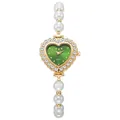 Detalle de reloj dorado de corazón con esfera verde y elegante correa de perlas - Dorado Verde