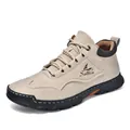 Outdoor-Leder-Loafer für Herren in Beige mit schwarzer Gummisohle und Markenlogo - Beige