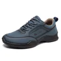 Dunkelblaue Herren-Loafer aus Wildleder mit Logo-Prägung und rutschfester Gummisohle - Blau