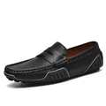 Classic black leather men's loafers with pebbled texture and non-slip rubber driver sole - EU 38 / Black