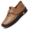 Chaussure décontractée femme en cuir marron avec fermeture velcro et semelle plate - 35 / Marron