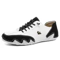 Men's casual low-top sneaker in black and white contrast with wavy anti-slip sole - White Black