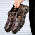 Brown leather closed-toe sandals for men with velcro strap and yellow stitching - EU 38 / Red Brown