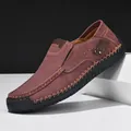 Men's casual loafers in reddish brown nubuck leather with hand-stitched details - 40 / Burgundy
