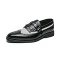 Men's retro wingtip loafers with black and grey paneling, tassels, and metal buckle - EU 38 / Black
