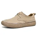 Retro khaki suede low-top casual shoes for men with textured rubber gum sole - EU 38 / Beige