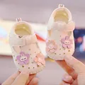 Weiße Baby-Sandalen mit weicher Sohle, Blumen-Hasen-Design und Klettverschluss für Babys - Größe 13 (Innenlänge 10.5CM) / Gebrochenes Weiß