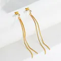 Elegantes pendientes de acero titanio dorado con borlas largas y un cristal brillante - Dorado