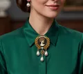 Brooch And Earrings Set (XD826044)