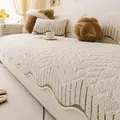 Funda de sofá bouclé crema gruesa con bordes festoneados verdes y patrón texturizado - 70x70cm / Crema (Ribete Verde)