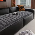 Copridivano in flanella grigia a righe con motivo trapuntato su pelle nera - 60*130CM / Grigio
