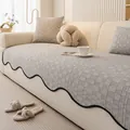Copridivano in ciniglia grigio a scacchi con bordo ondulato nero e cuscino abbinato - 90*70cm / Grigio