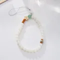 Handystrahlung aus natürlichem Bodhi-Samen mit grünem Aventurin und kleiner Blumen-Deko - Bodhisamen Handykette / Perlenweben / Grüner Aventurin Bodhi Stil