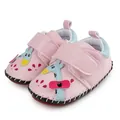 Chaussures bébé en cuir rose avec girafe et semelles antidérapantes en caoutchouc souple - 12cm / Rose Cerf