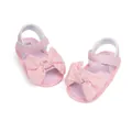 Rosa Baby-Sandalen mit Schleife, Blumenstickerei und gestreiften Einlegesohlen - 0-6 Monate / Rosa