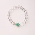 Minimalistisches Kristall-Armband mit grüner Jade-Perle und goldenen Akzenten - 8mm Weißer Kristall Afrikanische Jade Stil