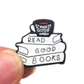 Ciondoli per scarpe in PVC con tazza di caffè e libri testo Drink Good Coffee Read Good Books - Stile Caffè e Libri (1)