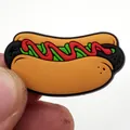 Διακοσμητικό παπουτσιών hot dog από PVC για σαμπό και βραχιόλια - Hot Dog (18)