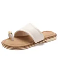 Sandales plates à boucle d'orteil crème pour femme avec détails en métal doré - EU 36 / Blanc Cassé