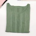 Nauwsluitende saliegroene geribde gebreide top met een klassieke ronde halslijn - XS / Groen