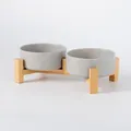 Dubbele grijze keramische voerbakken met bamboe standaard voor honden en katten - Verbonden Dubbele Houten Standaard / Mat Grijs / Klein (13CM)