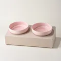 Rosa Doppel-Keramiknapf für Haustiere mit ökologischem Wellpappe-Ständer für Katzen - Doppelter Napf Und Ständer / Rosenrosa