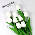 Set de 10 tulipanes blancos de PU realistas con hojas verdes para decorar el hogar - Blanco