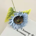 Girasol artificial azul con centro marrón realista y tallo verde para decoración - Azul