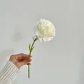 Garofano artificiale bianco singolo con stelo verde e petali in seta naturale - Bianco