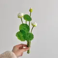 Ramo de loto blanco artificial con hojas verdes y capullo para decoración de hogar - Blanco