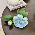 Pivoine bleue artificielle en soie avec pétales dégradés et feuilles vertes - Bleu
