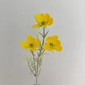 Einzelner Stiel gelbe künstliche Gänseblümchen mit drei Blüten und flauschigen Stielen - Gelb