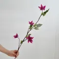 Magenta 3D-gedruckte Clematis-Kunstblume mit langem Stiel und realistischen Blättern - Fuchsia