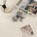 Silberne künstliche Weihnachtsstern-Blume mit Glitzer für die Weihnachtsdekoration - 13cm / Silber