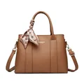 Borsa a mano in pelle marrone con sciarpa di seta decorativa e tracolla regolabile - Cachi