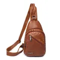 Sac de poitrine rétro en cuir PU marron avec grande capacité et fermetures éclair - Fauve