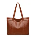 Bolso tote vintage marrón caramelo con bolsillo frontal grabado Sport y correas largas - Marrón
