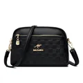 Zwarte leren crossbodytas voor dames met litchi-textuur en gouden kangoeroe-logo - Zwart